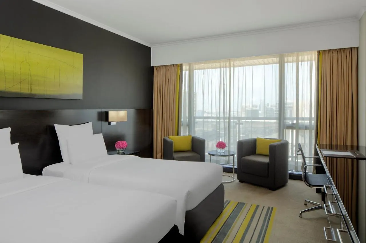 Pullman Dubai Creek City Centre Hotel